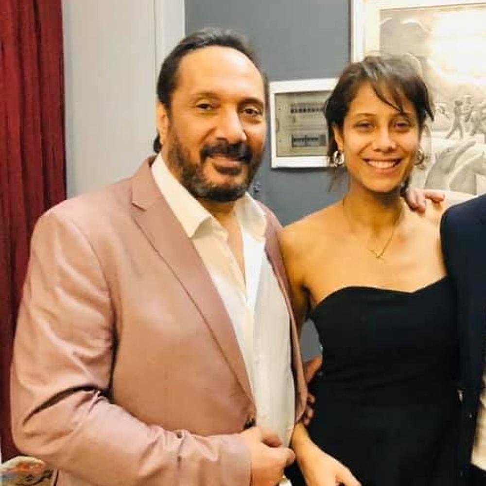 علي الحجار وابنته بثينة (سوشيال ميديا)